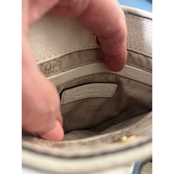 Michael Kors Cream White Pebbled Leather Crossbody Bag Gold Hardware Snap Close - Picture 7 of 13